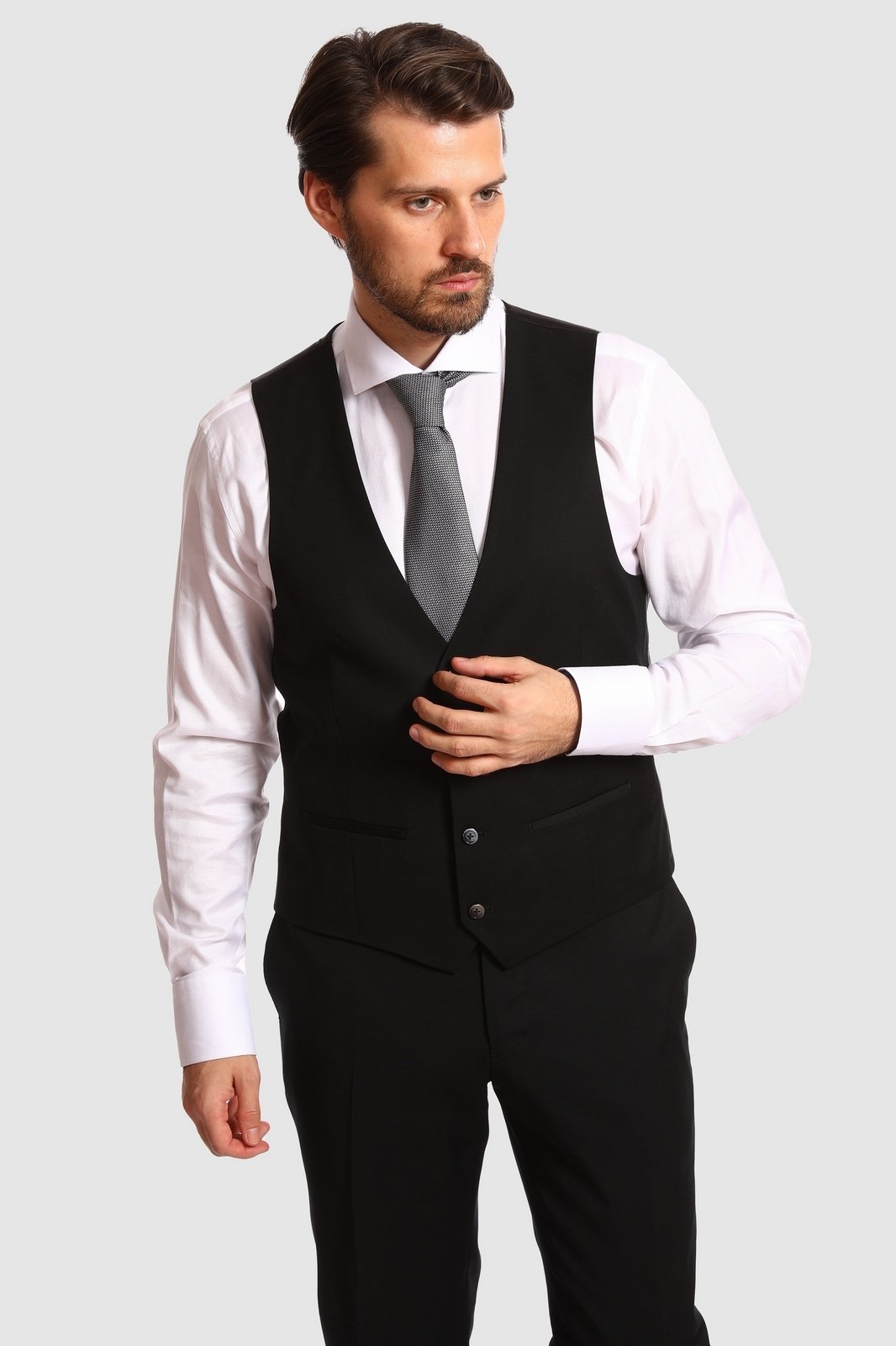 Жилет средней длины