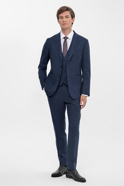 Костюм-тройка из шерсти