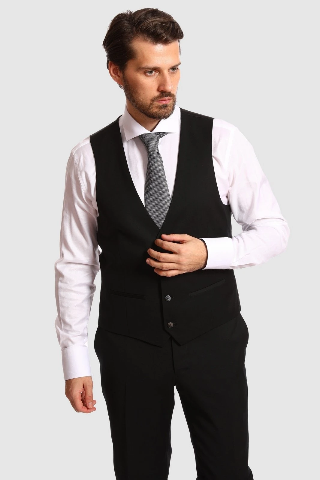 Жилет средней длины